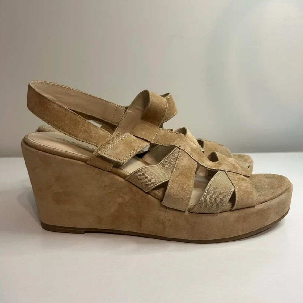 Pelle Moda Wiltz‎ Wedge, Tan 8.5